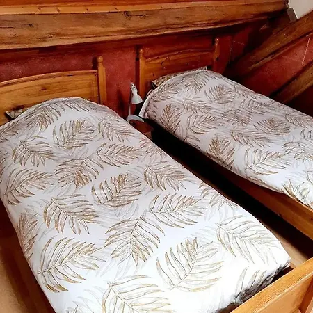 Holiday home Des Jonquilles : Lecurie